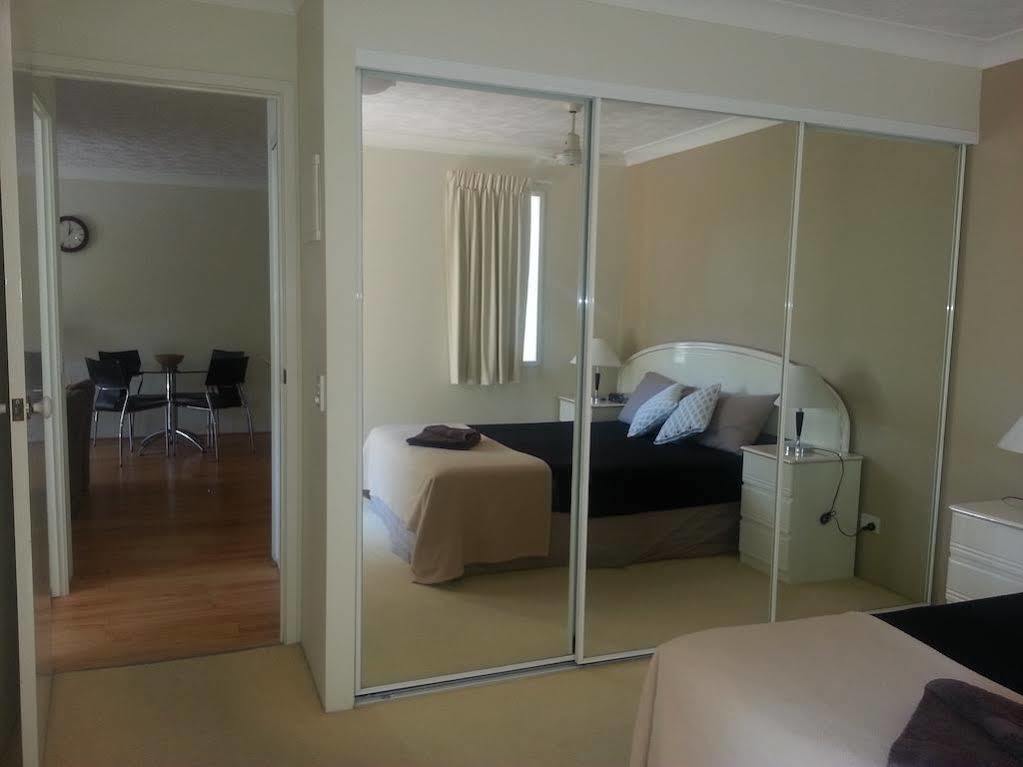Koala Cove Holiday Apartments Guldkusten Exteriör bild