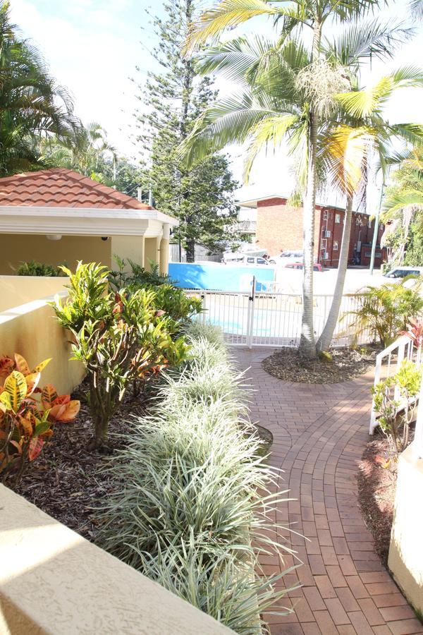 Koala Cove Holiday Apartments Guldkusten Exteriör bild