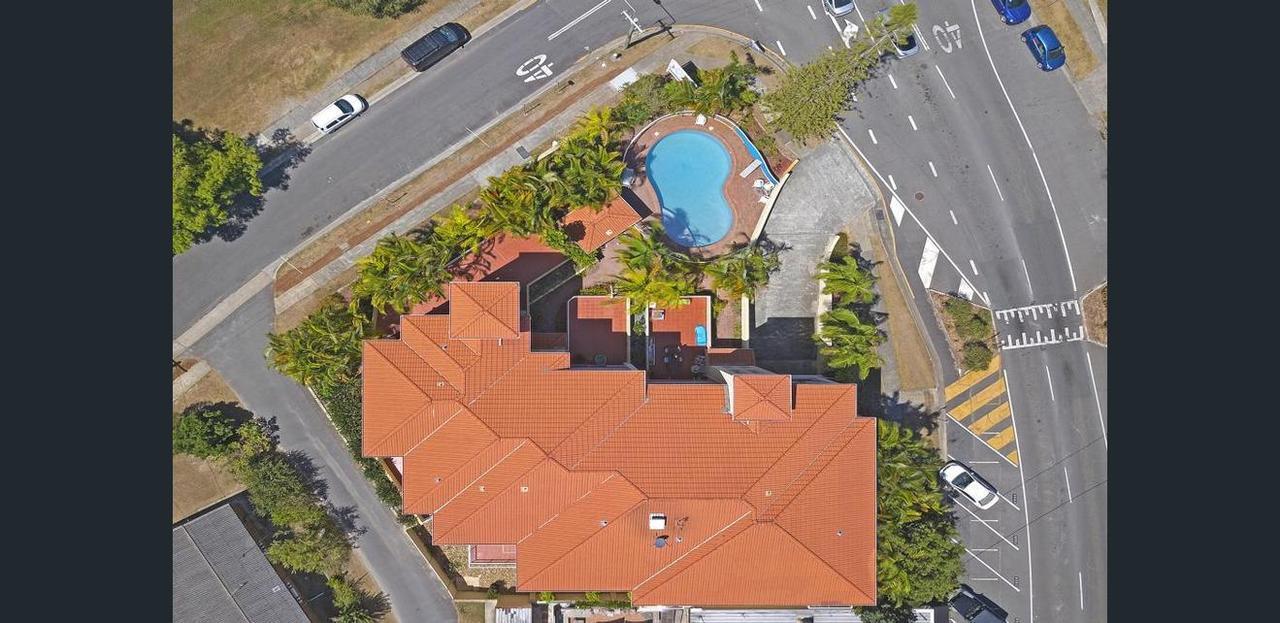 Koala Cove Holiday Apartments Guldkusten Exteriör bild